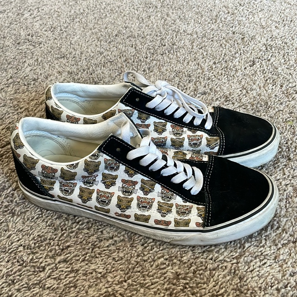 Vans Men’s Old Skool Mayan Design Shoes